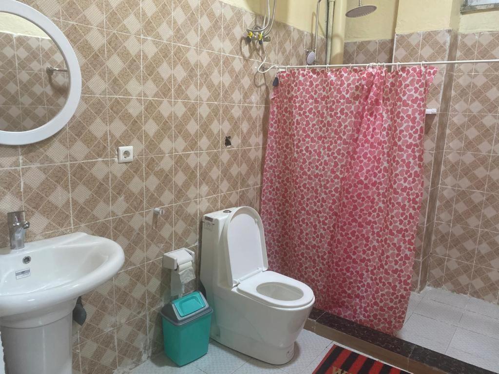 Betsi Bed & Breakfast Addis Abeba Esterno foto
